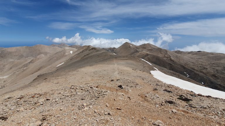 Weg vom Gipfel aus gesehen