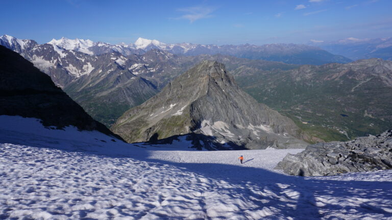 Blick vom Breithornpass auf den Homattugletscher