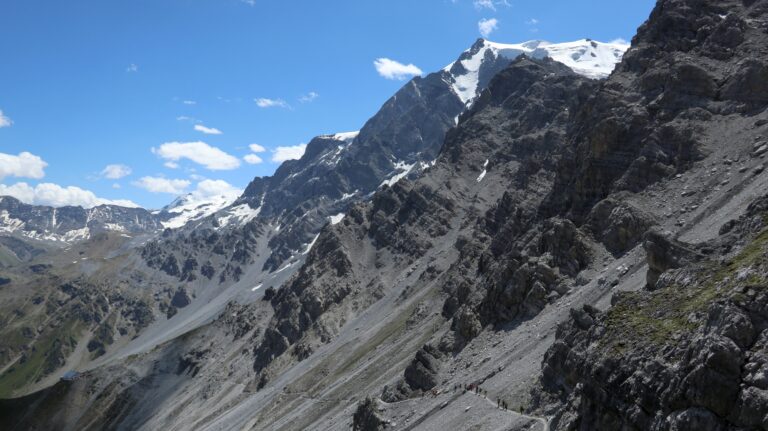 Abstieg zur Tabarettahütte