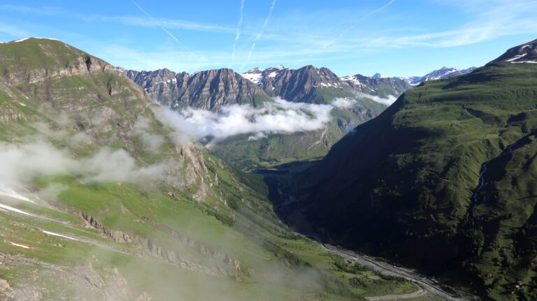 Morgenwölkchen über dem Vallée d'Alvérole