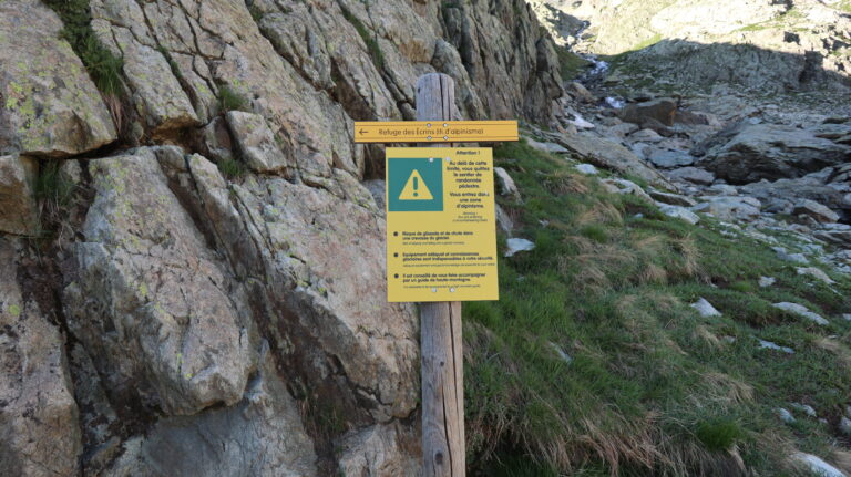 Der Zustieg zum Refuge des Écrins führt über Gletscher und ist nicht markiert.