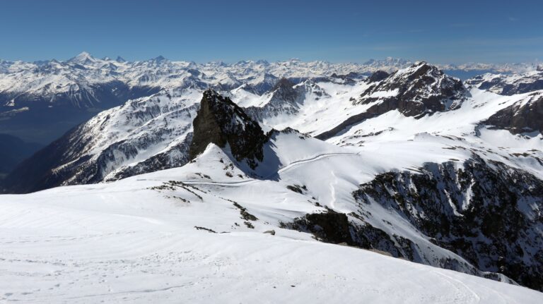 Am Skidepot unter dem Hockenhorn