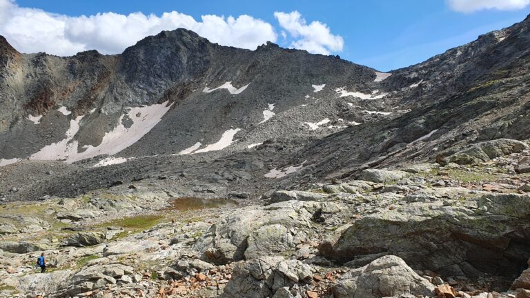 Aufstieg zum Col de Laures, rechts im Bild