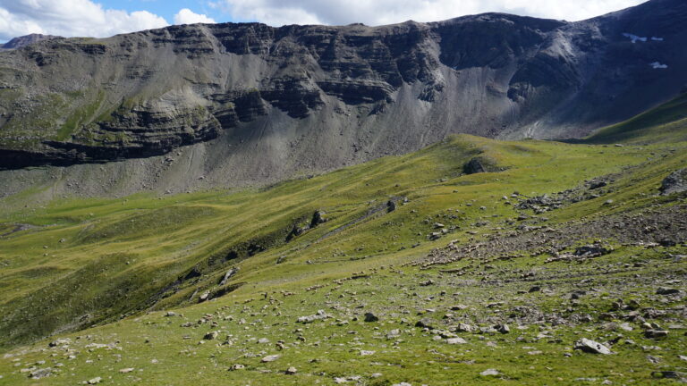 Hochplateau mit Schafsweide