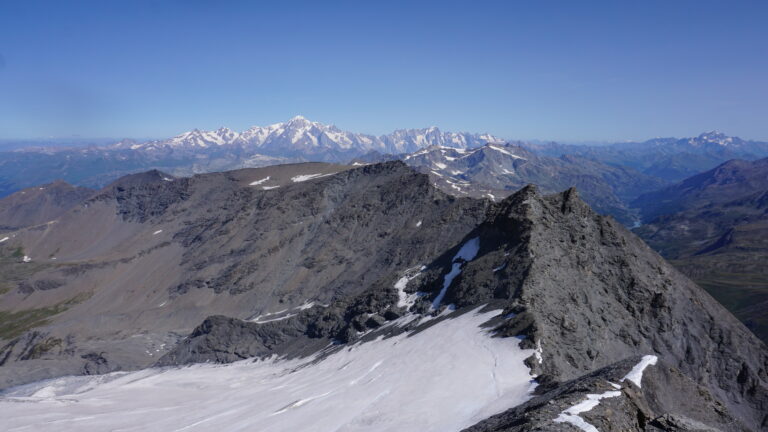 Blick auf das Mont Blanc-Massiv