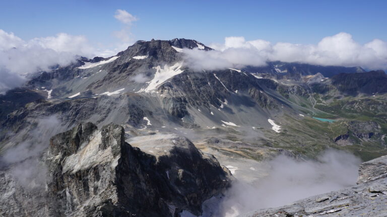 Blick zu Dome de Polset und Aiguille de Péclet
