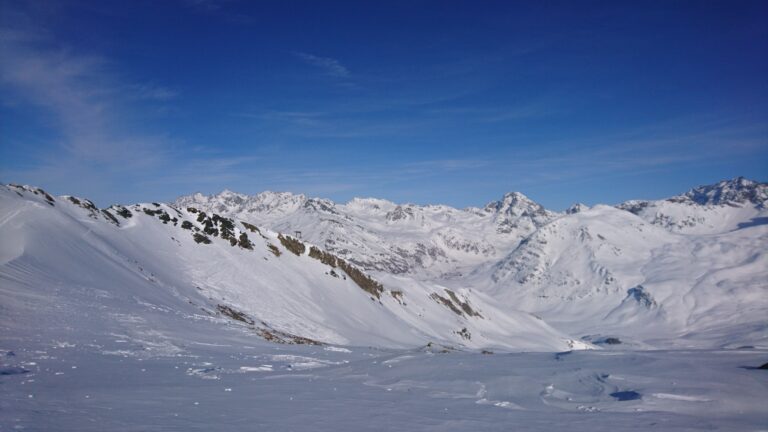 Gegenanstieg zur Bergstation Al Cant