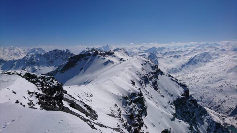Gipfelblick Richtung Pizzo Tambo