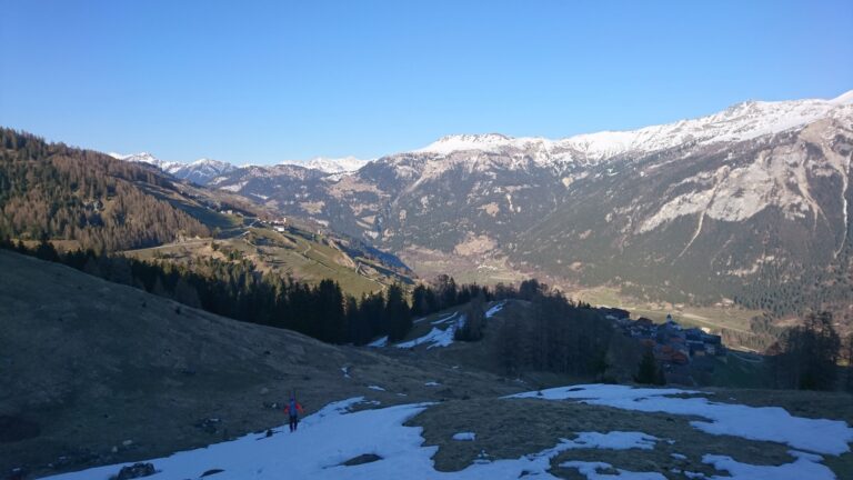Die letzten Meter nach Wergenstein sind leider schon schneefrei.