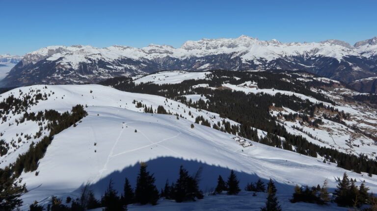 Blick zum flachen Wannaspitz