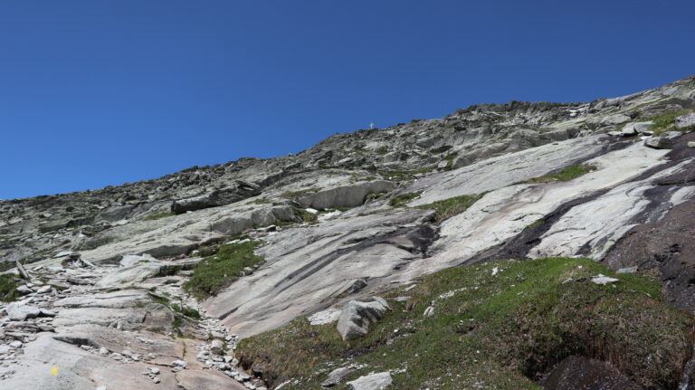 Das Kreuz unter dem Col d'Aussois ist bald erreicht.