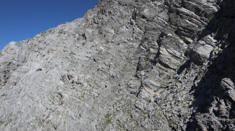 Beginn der Querung der Südwand