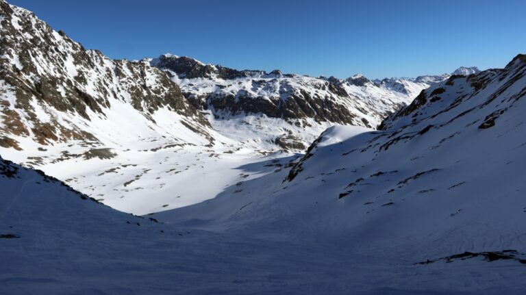 Abfahrt von der Fuorcla d'Agnel zur Jenatschhütte