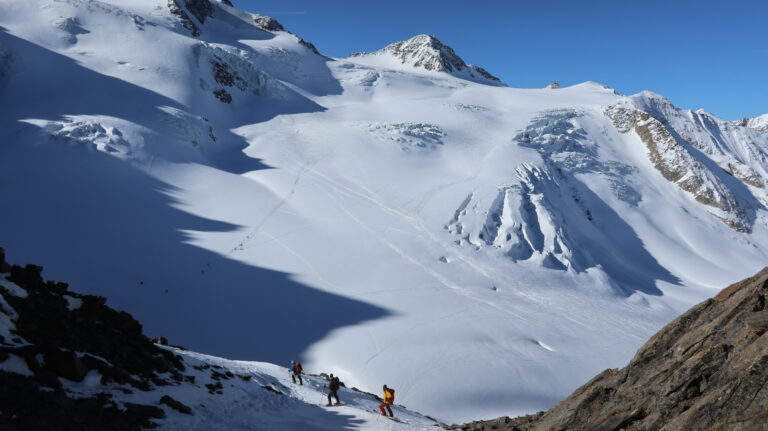 Blick vom Mittelbergjoch auf den Taschachferner