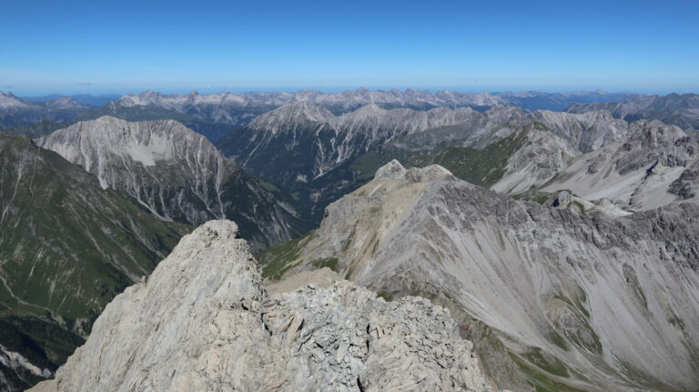 Blick zu den Allgäuer Alpen