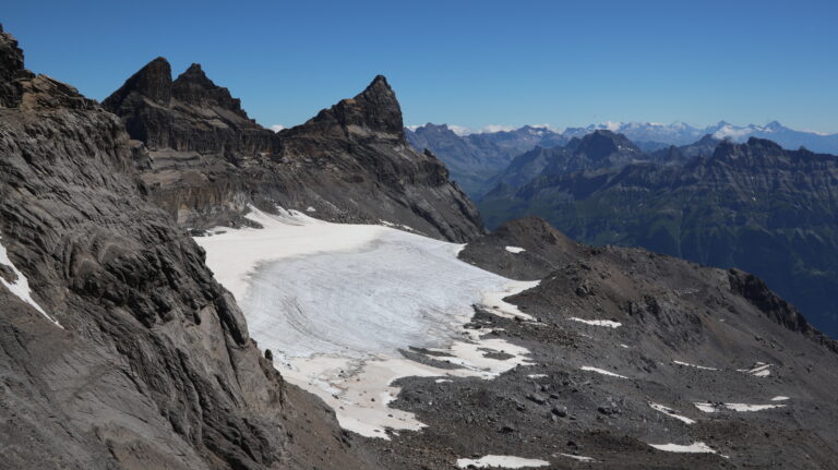Blick vom Col des Paresseux zum Glestcher Plan Névé