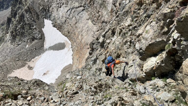 Abstieg mit Tiefblick