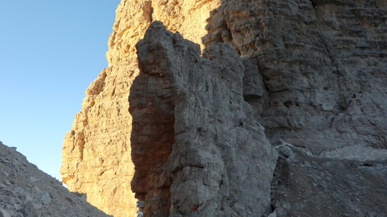 Leiternserie am Beginn des Klettersteigs.