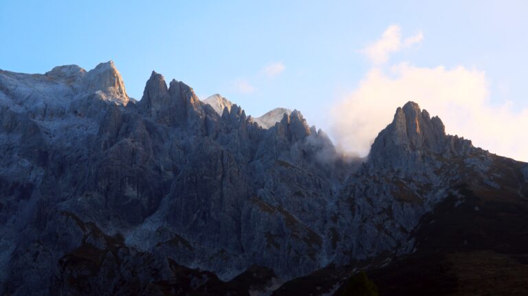 Über diese Zacken verläuft der Königsjodler.